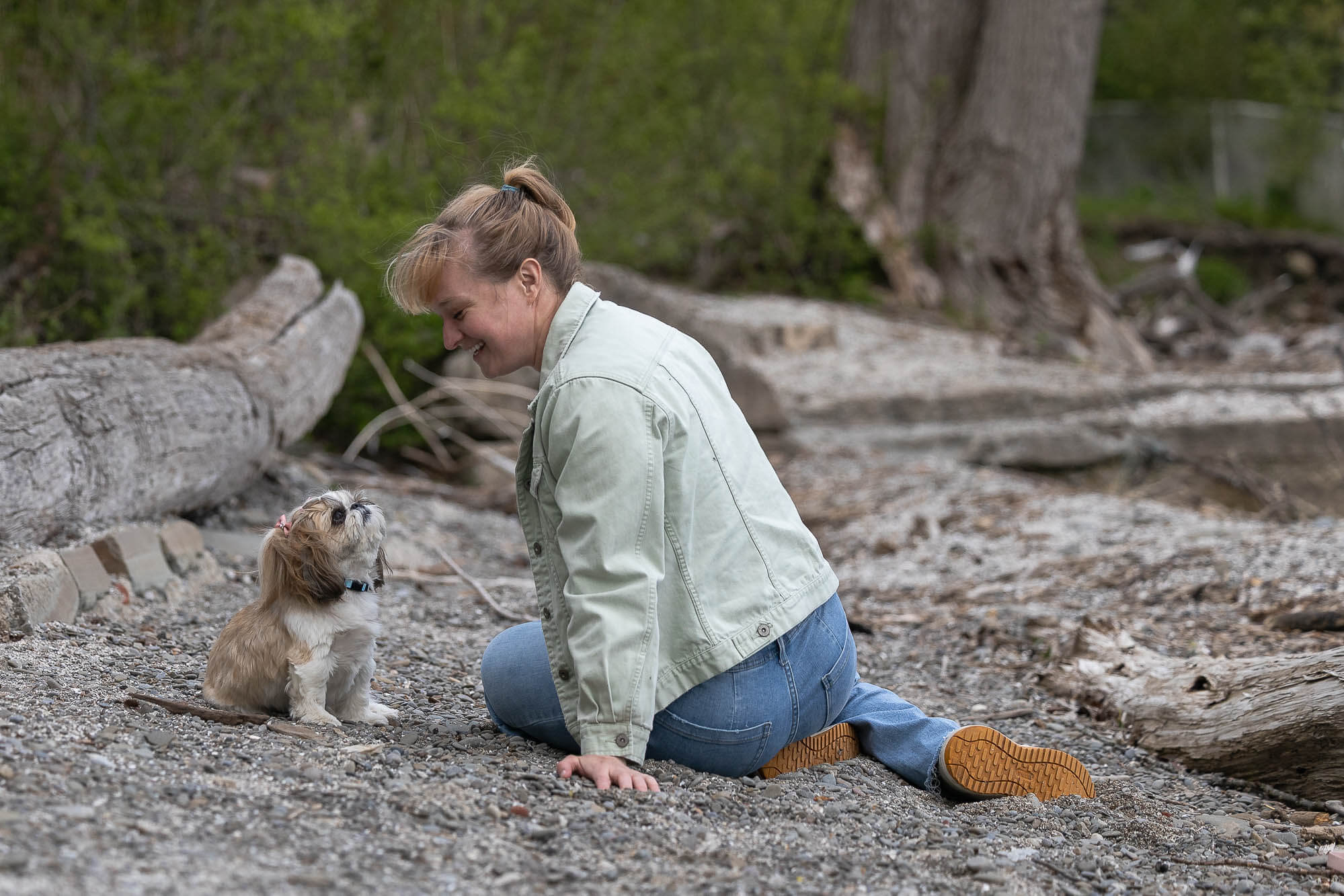 dog family photoshoot at brueckner rhododendron gardens