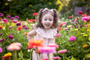 family photography at all who wander flower farm