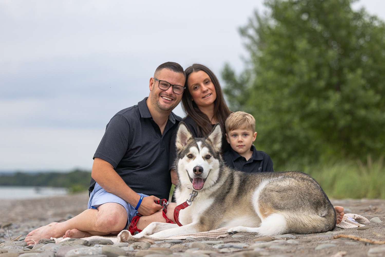 family-photos-with-dog-hamilton-beach beach family and pet portrait at Van Wagner
